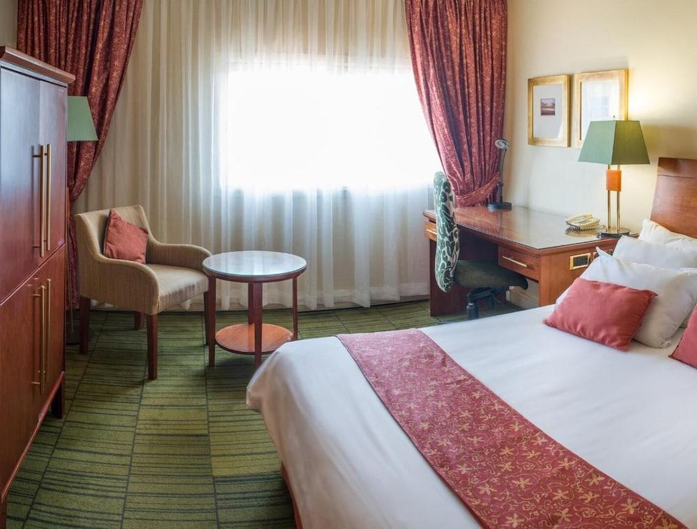Peermont Metcourt Inn At The Grand Palm, גאבורון מראה חיצוני תמונה